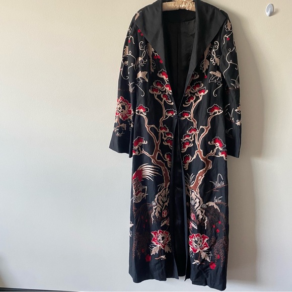 Vintage SUE WONG Floral Print Embroidered Appliqué Asian Inspired Trench Coat - Picture 8 of 16
